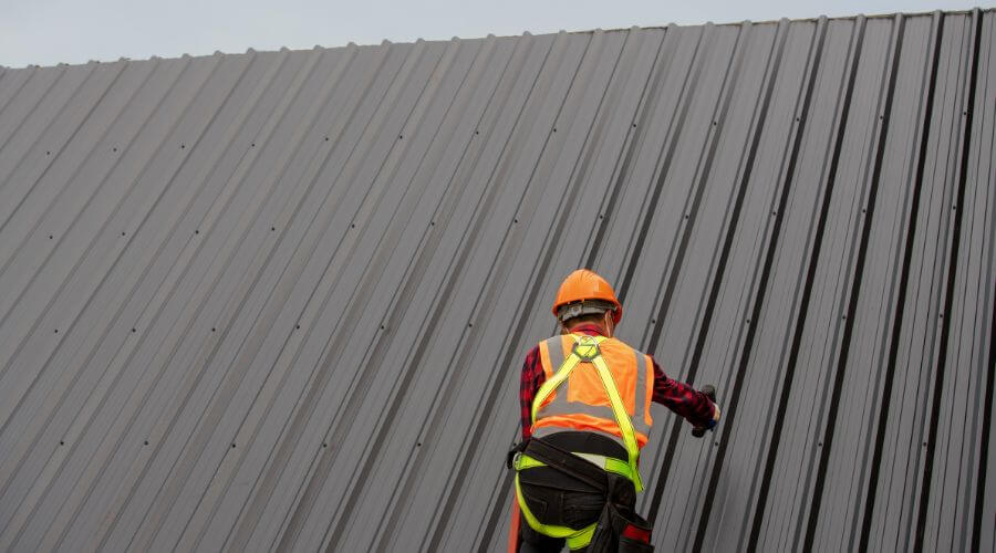 Professional metal roof installation services in O'Brien, OR
